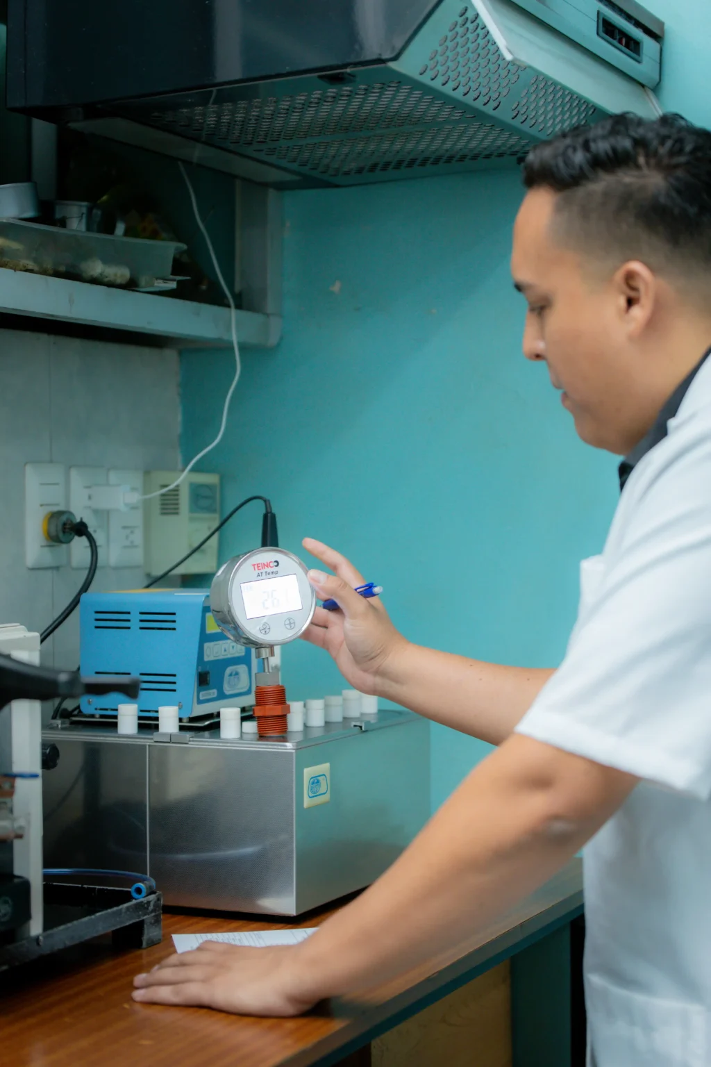 CALIBRACIÓN DE EQUIPOS DE TEMPERATURA Y PRESIÓN.